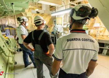 Inquinamento in mare: una nave cisterna italiana fermata in porto a Sarroch  dalla Guardia Costiera
