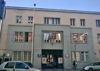 Parcheggi e straordinari non pagati, proclamato lo stato di agitazione alla Asl 8