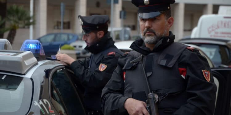 Decimoputzu, droga e denaro sporco nell’autofficina abusiva: arrestato un 42enne