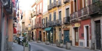 Cagliari, ristoratori e commercianti del Corso imbufaliti con il Comune: “Niente disinfestazione, continuano a ignorarci”