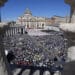 L’omaggio del mondo a Papa Francesco: “Hai toccato le menti e i cuori, ora prega per noi”