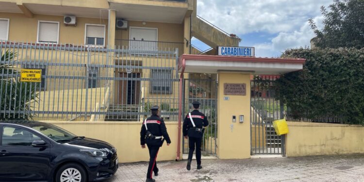 Colpito alla testa con una bottiglia e derubato dopo una serata con amici: 2 arresti a Siurgus Donigala