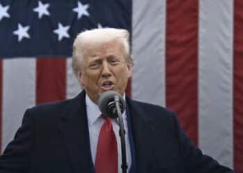 Trump ha firmato, dazi al 20% contro l’Europa: “Ci hanno derubato per anni”