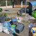 Capoterra, residenti di via Pantelleria esasperati: una “discarica a cielo aperto dove cani, gatti, cornacchie e topi banchettano allegramente“