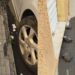 Quartu: viale Colombo tra buche, marciapiedi spaccati e rifiuti