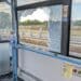 Frammento di cartongesso centra il finestrino, paura su un bus Ctm a Cagliari