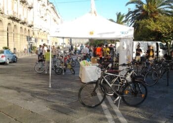 Cagliari, il Cicloraduno FIAB accende la mobilità sostenibile: “Nessun blocco stradale, solo disinformazione”