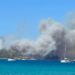 Villasimius, pauroso incendio a Punta Molentis: bagnanti in fuga dalla spiaggia, elicotteri in azione