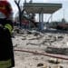 Incendio in un distributore di benzina: decine di feriti