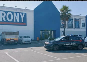 San Sperate, furto notturno al Trony: sfondano l’ingresso con il muletto, rubati numerosi cellulari