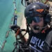 Cade con il deltaplano nella piscina di un camping: muore a 56 anni il base jumper Felix Baumgartner