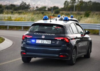 Cagliari, tenta di estorcere denaro a un minore in cambio della restituzione del cellulare