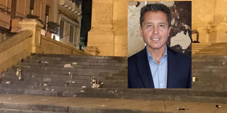 Cagliari, guerra di tutti contro tutti: rapine, lesioni, minacce, spaccio, e durante la notte baby gang di ragazzini ubriachi