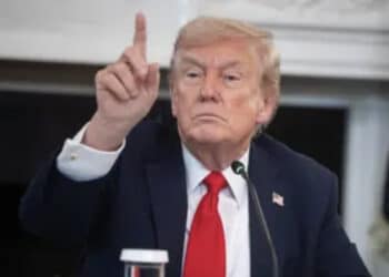 Trump annuncia l’accordo Gaza- Israele: “Un grande giorno”