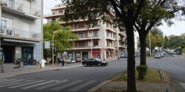 Cagliari, auto paurosamente in contromano in via Scano: “Situazione del traffico grave, un’altra tragedia sfiorata”