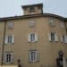 Uccide il figlio di 9 anni tagliandogli la gola: fermata 55enne