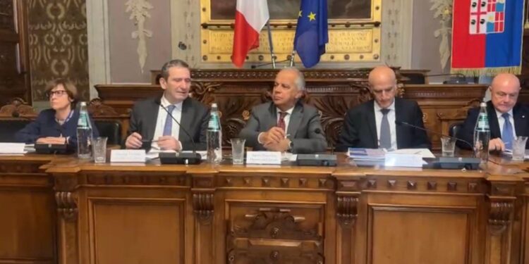 Cagliari sempre più blindata, nasce la super zona rossa: da piazza del Carmine fino alla stazione e a viale La Playa