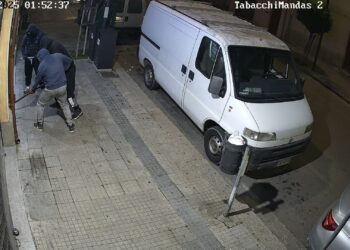 Selargius, in 4 per svaligiare un tabacchino ma falliscono il colpo e si fanno arrestare