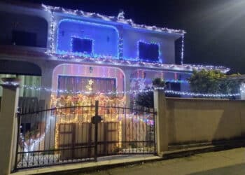 Concorso “Le migliori luminarie in Sardegna 2025”: casa Atzeni a Sardara