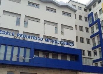 Sanità regionale nel caos: “Fermare subito lo smantellamento del Microcitemico di Cagliari”