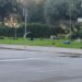 Bufera di vento a Cagliari, ecco che fine fanno i mastelli: volano tutti nella piazza di Fonsarda