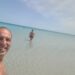 Da Brescia alla Sardegna: la nuova vita di Alessandro Gasparini tra mare, libertà e sogni ritrovati