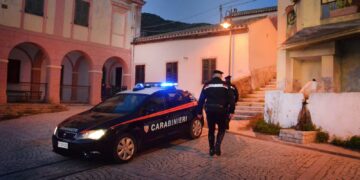 Decimomannu: maltratta i genitori per ottenere denaro, 29enne arrestato e trasferito in carcere