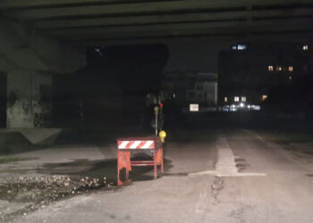 Genneruxi, voragine in via Mercalli: traffico in difficoltà verso l’hinterland