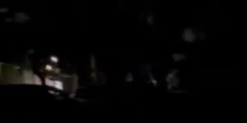Cagliari, viale Merello al buio da settimane: residenti esasperati, “Comune inesistente”