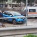 Cagliari, paura in piazza Repubblica: auto in sosta senza freno a mano investe due ragazze