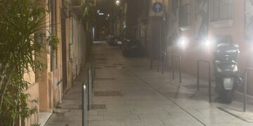 Cagliari, la Marina è un deserto e i cittadini hanno paura: “Ora serve più sicurezza dopo l’ultima aggressione in pieno giorno”