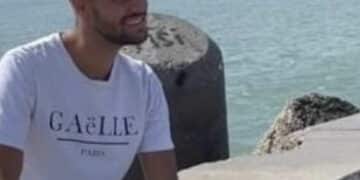 Si sente male durante una partita di calcio: Daniele muore a 24 anni