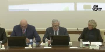 Guerra in Iran, Tajani: “Attacchi decisi autonomamente, domani rimpatriati 200 studenti italiani”