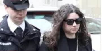 Neonati sotterrati in giardino, la Procura chiede 26 anni: “Non sono un’assassina”