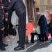 Cagliari, strade disastro: ennesima caduta, a Pirri una donna col braccio fratturato
