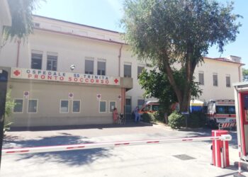 Cagliari, investito a 96 anni in via Stamira: è gravissimo al Santissima Trinità