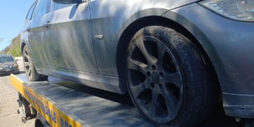 Gomme bucate e Pasquetta rovinata, resta il giallo sulla Ss 131 Dcn: “Pneumatici forati ma nessun corpo estraneo”