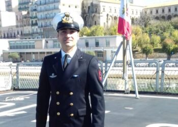 Capoterra, salvò una donna caduta in mare con l’auto, per Alessio Baire arriva la medaglia d’oro