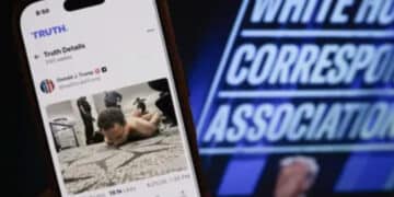 Paura alla cena alla di Trump con i giornalisti: uomo armato spara, fermato dalla sicurezza