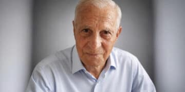 Dopo una vita dedicata con amore alla famiglia, ha raggiunto la sua adorata sposa Augusto Littera