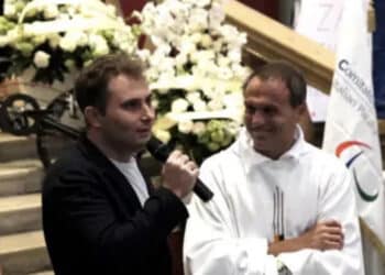 L’addio ad Alex Zanardi, il figlio Niccolò: “Chiunque può avere una vita meravigliosa trovando il sorriso nelle piccole cose”
