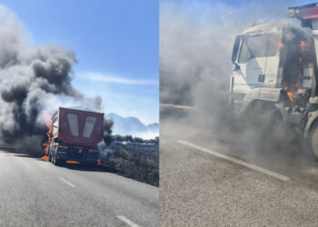 Paura sulla 130, camion prende fuoco sulla statale: le fiamme si sono propagate nei campi adiacenti la strada