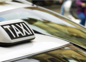Cagliari, guerra sulla crisi dei taxi: “Tutta colpa del vuoto amministrativo del Comune”