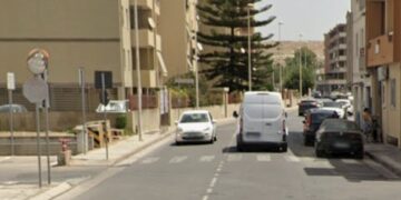 Quartu Sant’Elena, investita sulle strisce pedonali mentre attraversa la strada: giovane donna trasportata in ospedale