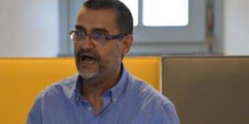 Affetto e stima a Giuseppe Ennas, Dirigente Scolastico del Centro Provinciale di Istruzione degli adulti (CPIA) n. 1 di Cagliari che dal primo settembre sarà collocato a riposo
