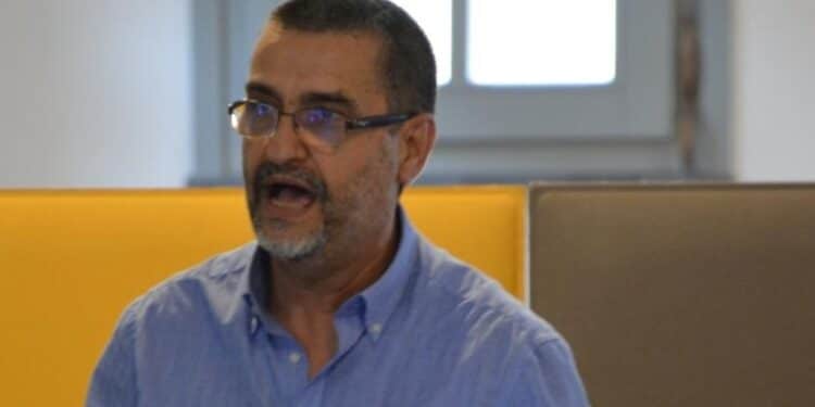 Affetto e stima a Giuseppe Ennas, Dirigente Scolastico del Centro Provinciale di Istruzione degli adulti (CPIA) n. 1 di Cagliari che dal primo settembre sarà collocato a riposo