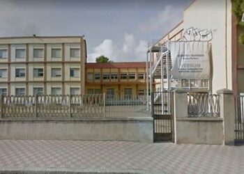 Cagliari, l’ex scuola nel cuore di Is Mirrionis cambia volto: ambulatori e centro diurno per gli anziani