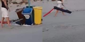 Siniscola, ombrelloni piazzati come segnaposto in riva al mare: tolti e buttati nell’oasi ecologica, “non siete a casa vostra”