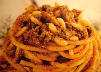 La cultura nel piatto, bucatini con le sarde