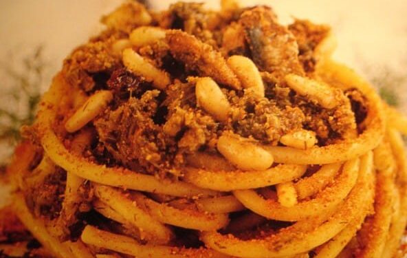 La cultura nel piatto, bucatini con le sarde